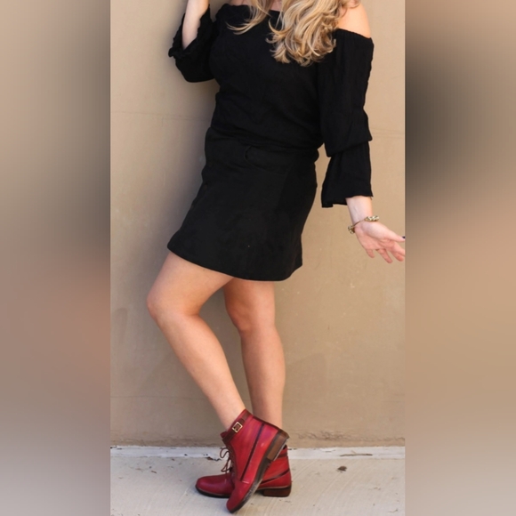 NAOT Footwear Women's Kona Boot In Red, Size 8 US Or 39 EUR - Picture 13 of 16